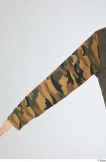 Novel arm camo jacket casual dressed sleeve upper body 0001.jpg